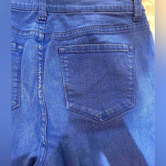 Women’s Jean Shorts Lift and Tuck NYDJ - Picture 5 of 6